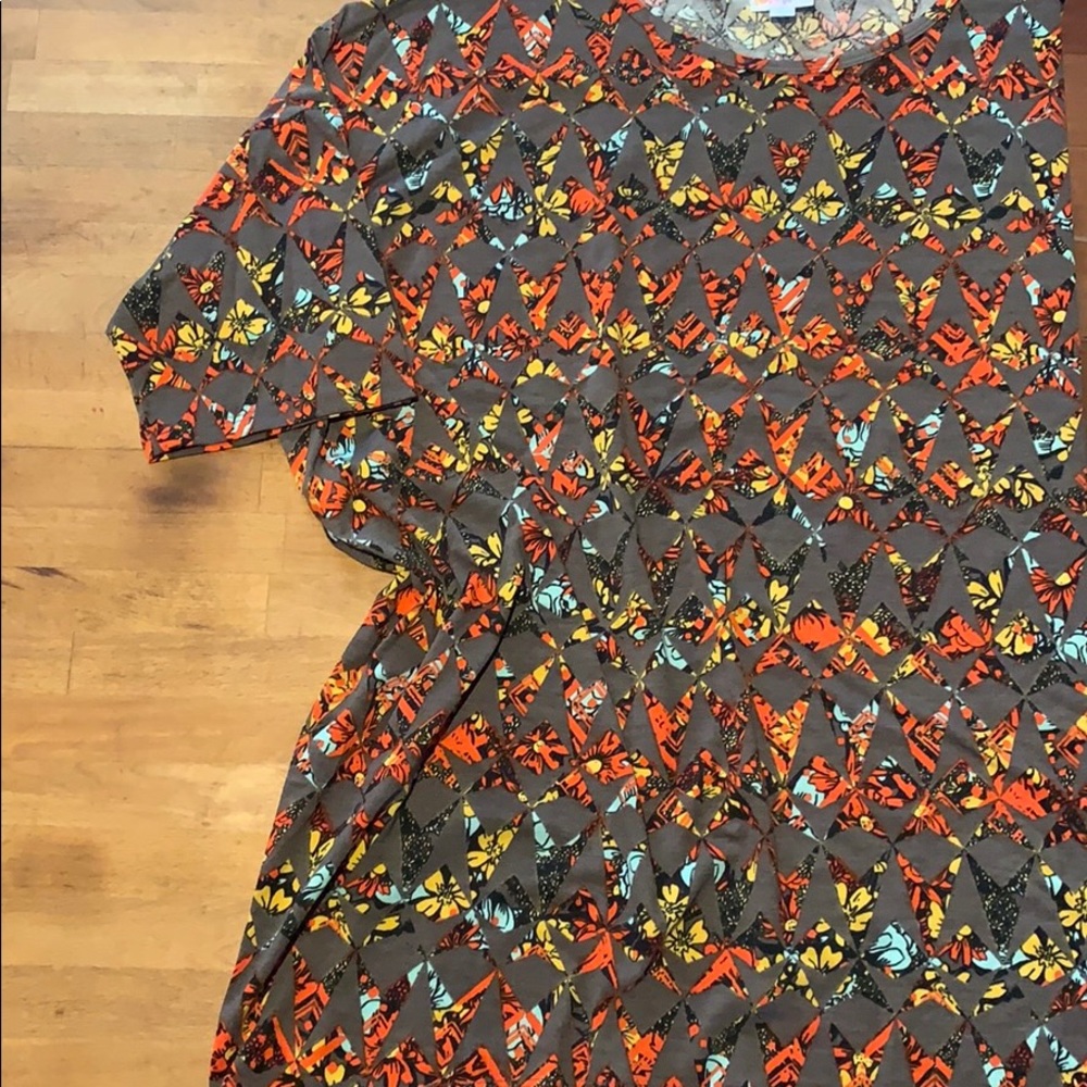 Lularoe Irma Top
